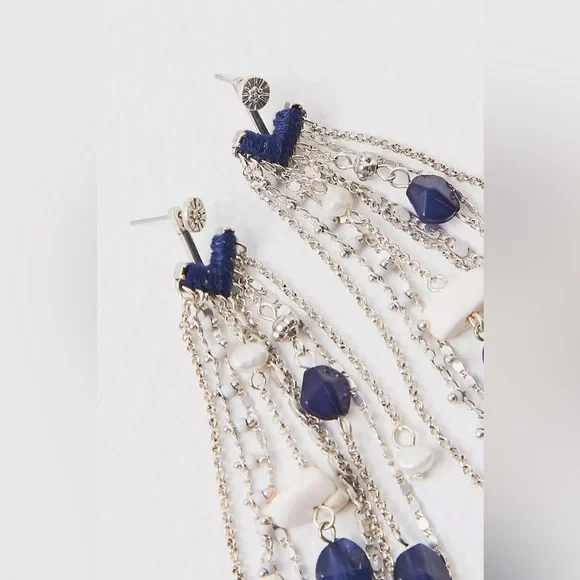 Free People Cruise Dangle Earrings Navy NWOT - Picture 2 of 3